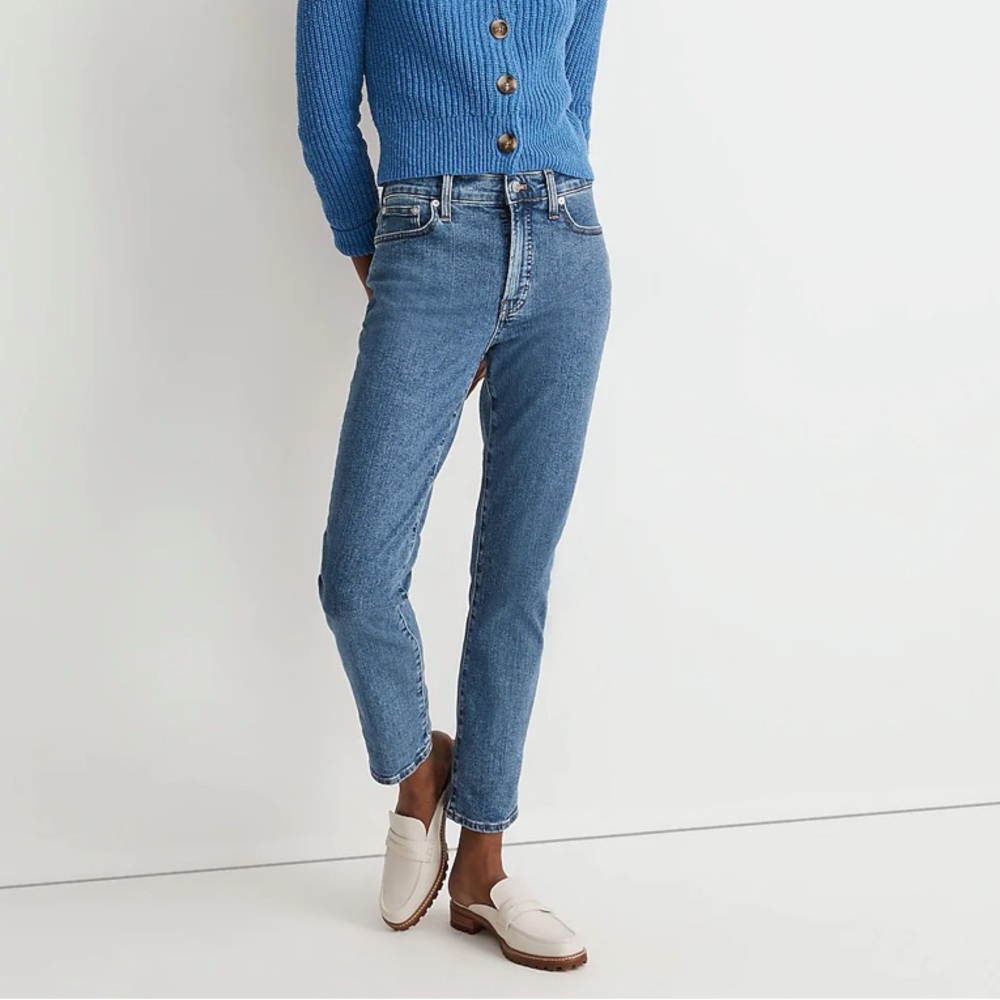 Madewell The Mid-Rise Perfect Vintage Jeans in Knowland Wash
